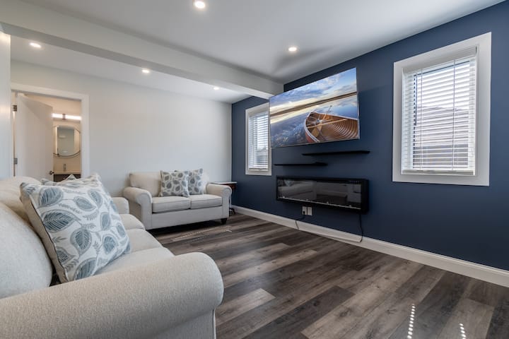Inviting, Central, Fully Renovated 3 Bedroom House - Sudbury