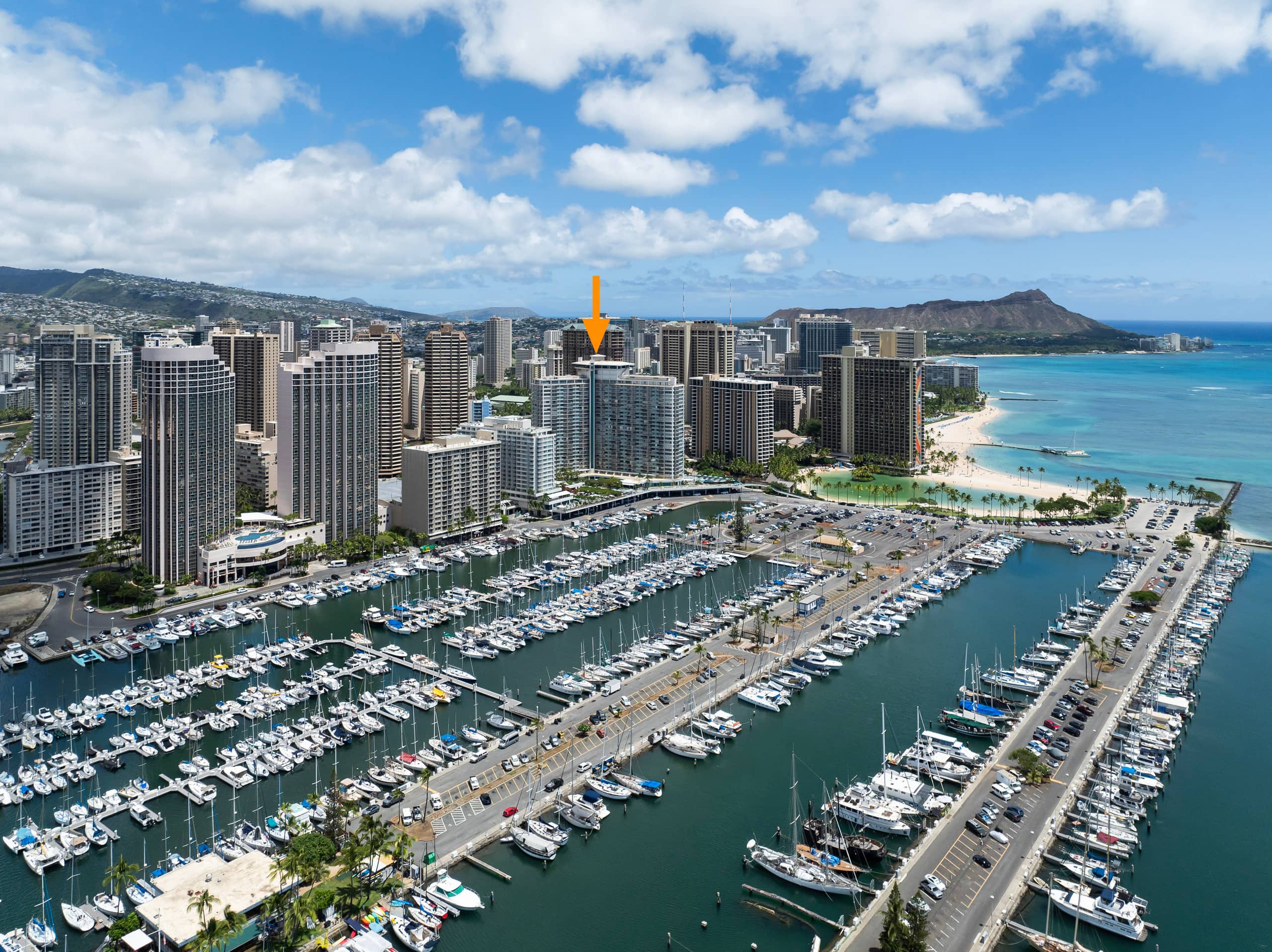 Condo in Honolulu · ★4.97 · 2 bedrooms · 6 beds · 2 baths - Image 36