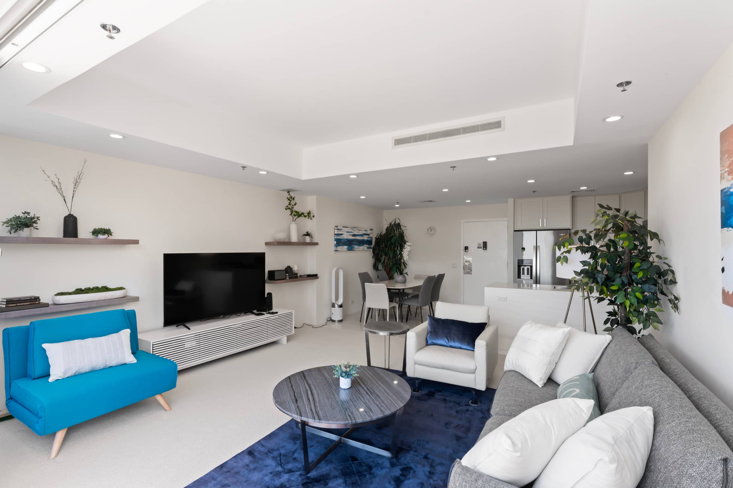 Condo in Honolulu · ★4.97 · 2 bedrooms · 6 beds · 2 baths - Image 7