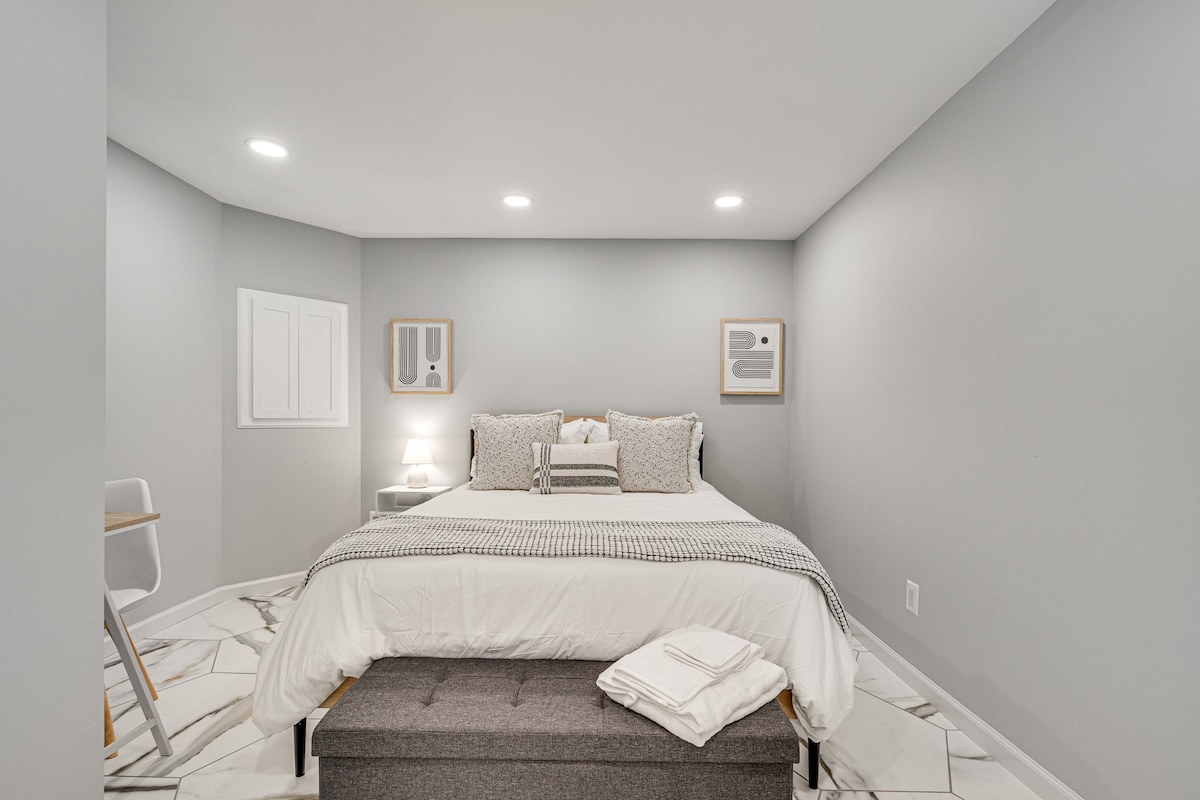 全新床上用品，满足您的睡眠需求。 请告诉我们如何让您感到更加宾至如归。