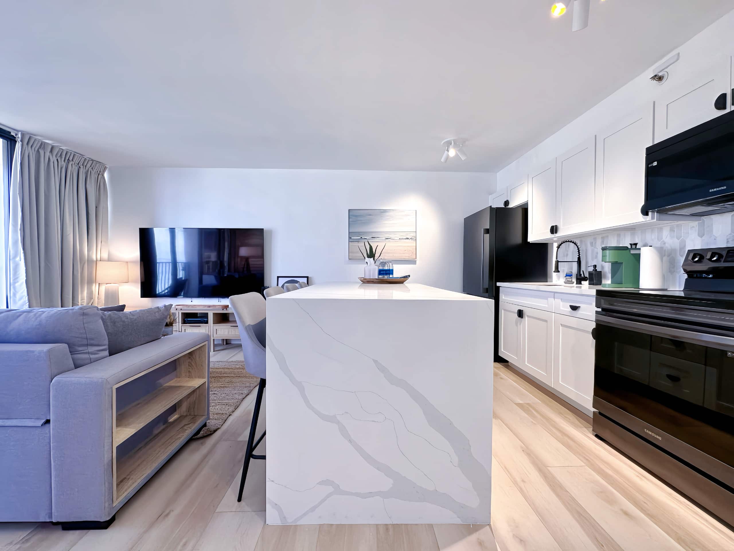 Modern & Chic Premium 1BR-Waikiki Beach w/Parking~ - Image 17