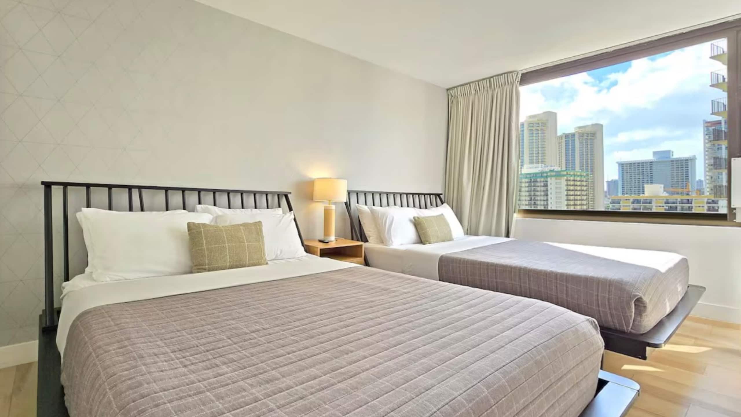 Modern & Chic Premium 1BR-Waikiki Beach w/Parking~ - Image 27