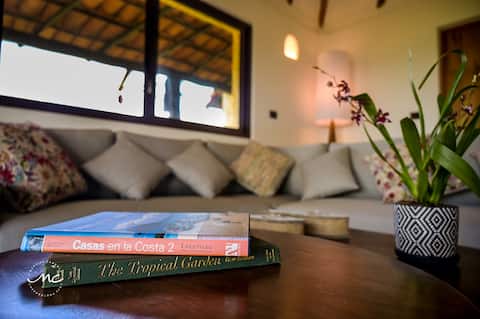 Successful Airbnb property: Prime Location Penthouse with Beach Access & Pool in Playacar Fase I