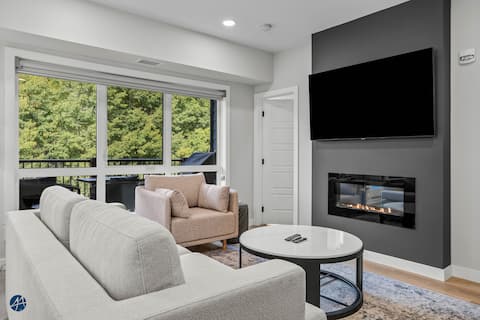 Orora Point - 3 Bd/2Bath Creekside Views