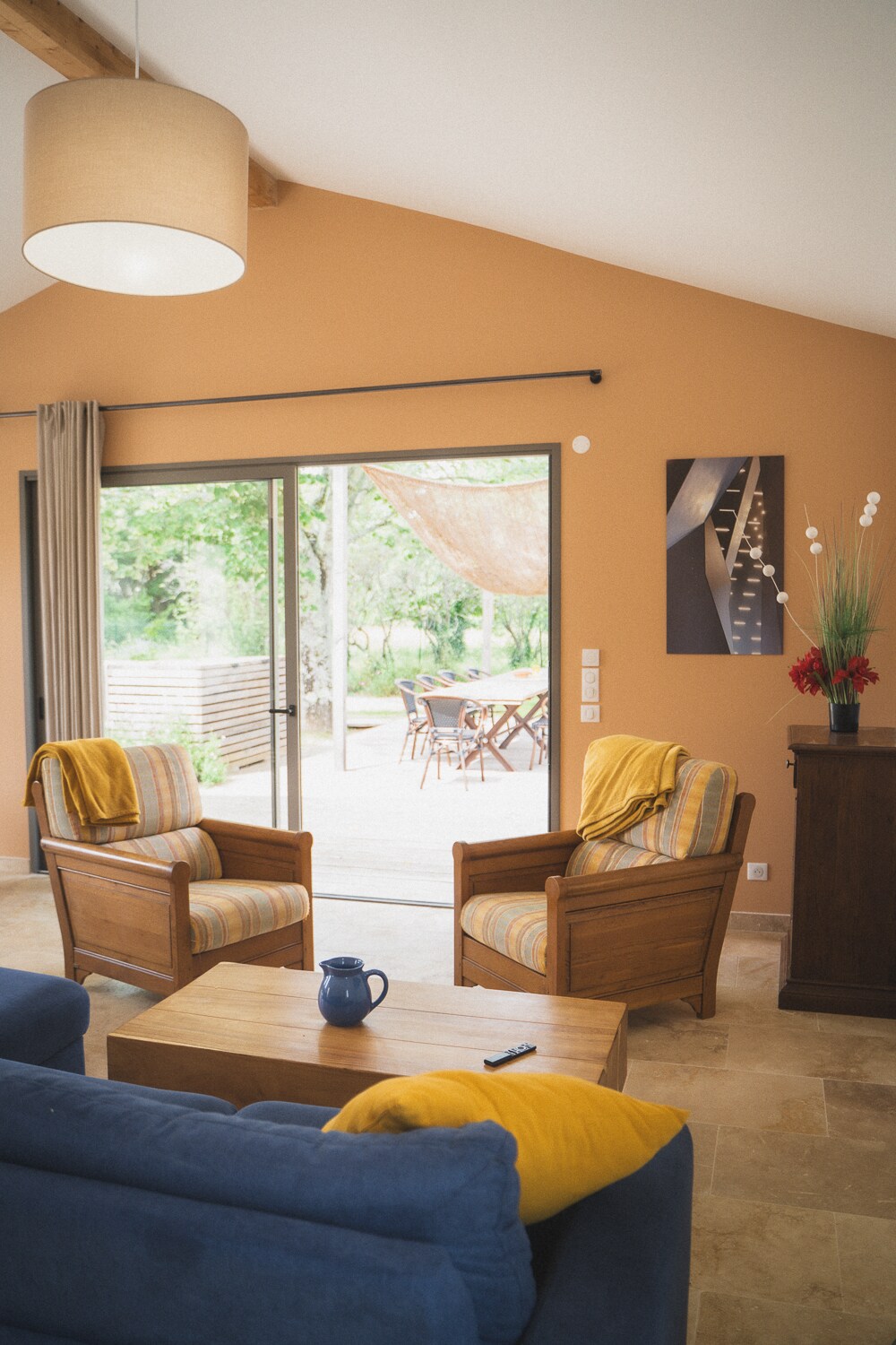 غرفة المعيشة