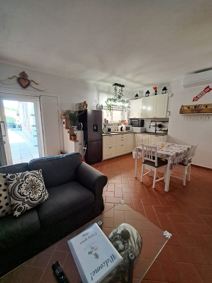 Appartamento A Due Passi Dal Mare Rosignano Centro - Rosignano Marittimo