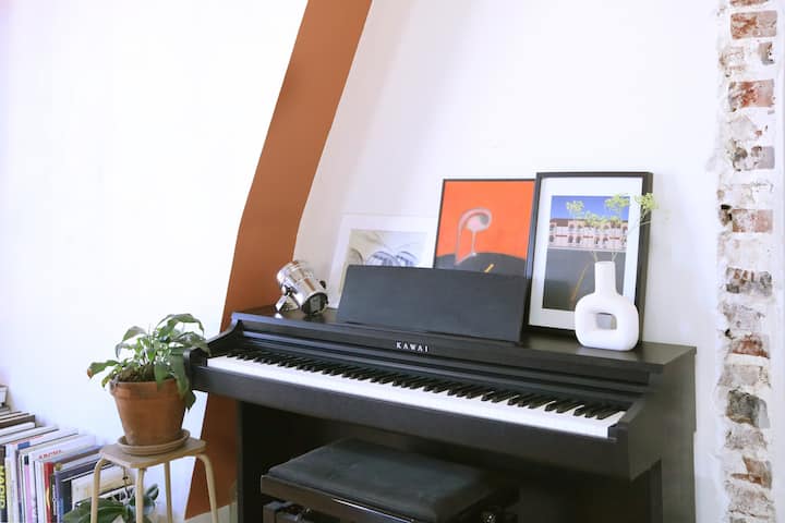 Loft under the rooftops of Montmartre - Lofts for Rent in