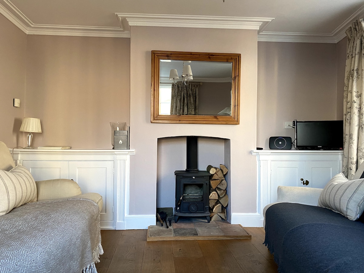 Top performing Airbnb: Perfectly located seaside house in Southwold