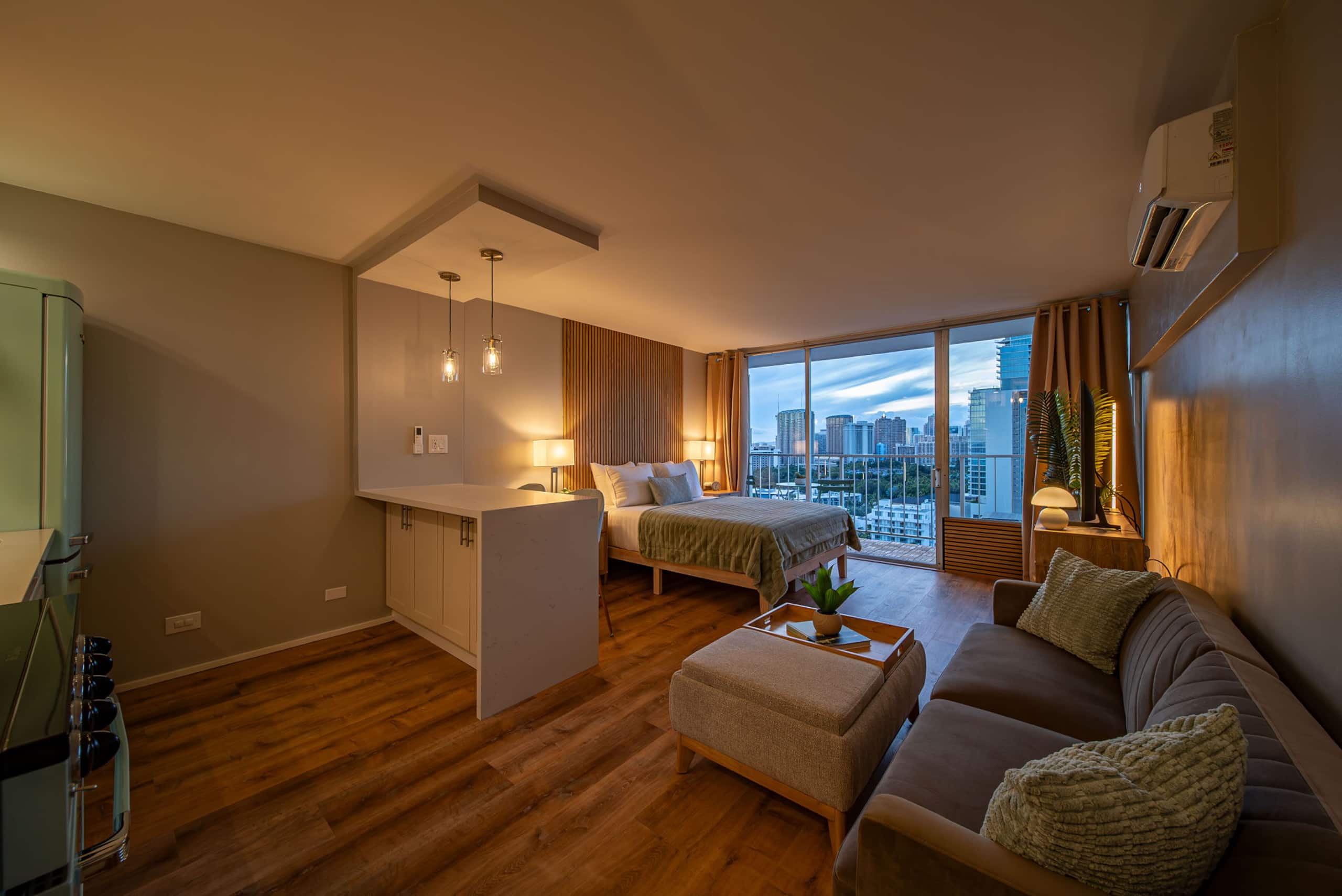 Luxury Waikiki Condo w/ Retro Charm & FREE Parking - Image 16