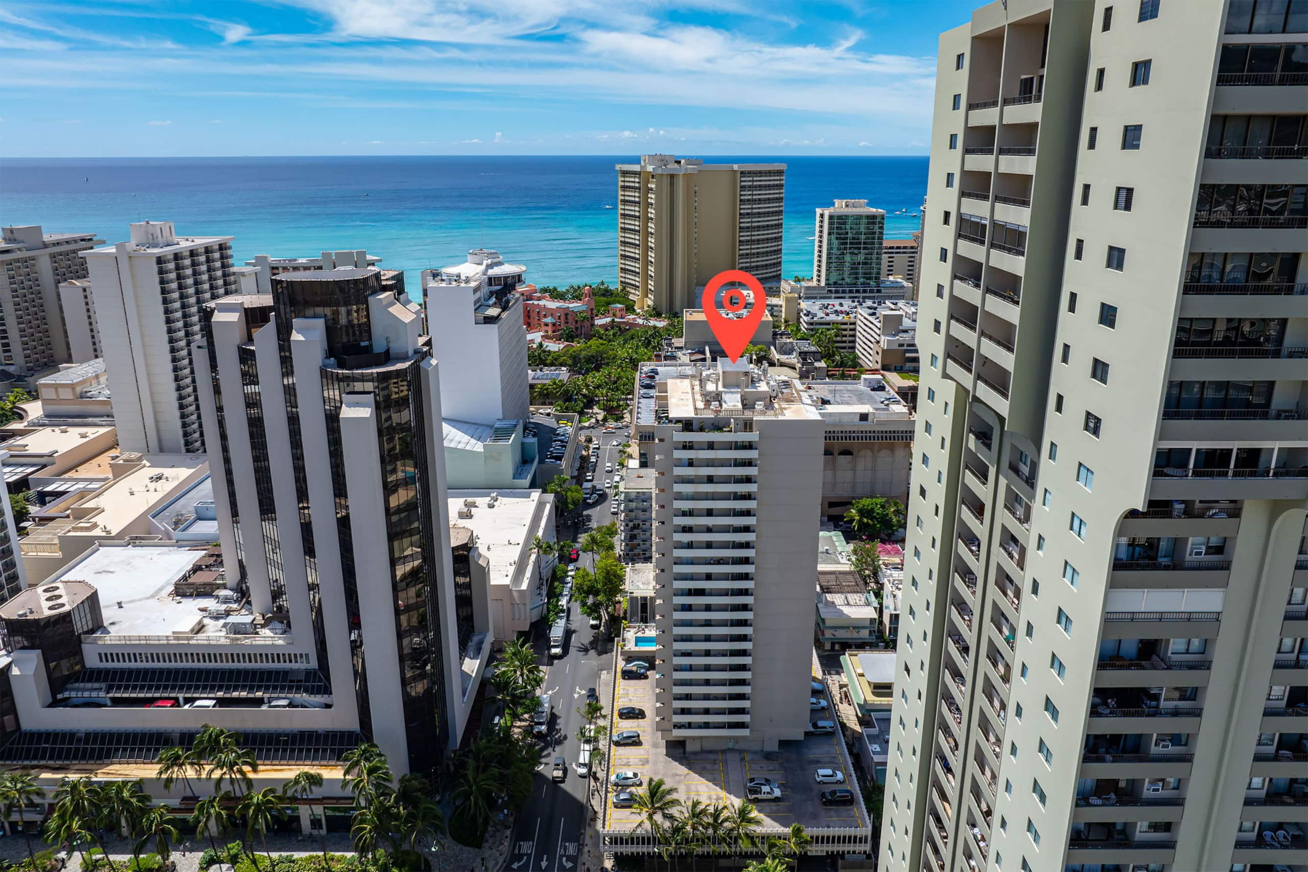 Luxury Waikiki Condo w/ Retro Charm & FREE Parking - Image 29