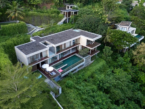 Villa Maleo 7BR Private Pool at Selong Belanak