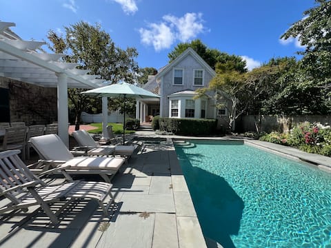 Luxury Martha’s Vinyard Edgartown 6BR Pool/Hot tub