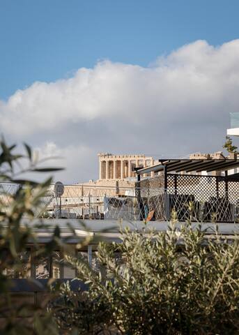 Athens Golden Light Premium Residence gallery image 5