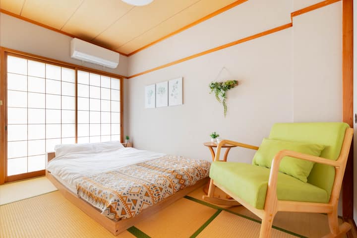 梅田30分/難波20分/大阪中心、国際的でフレンドリーなシェアハウス/2名の和室【n02】 - Japan