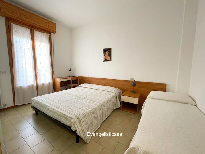 საძინებელი 2