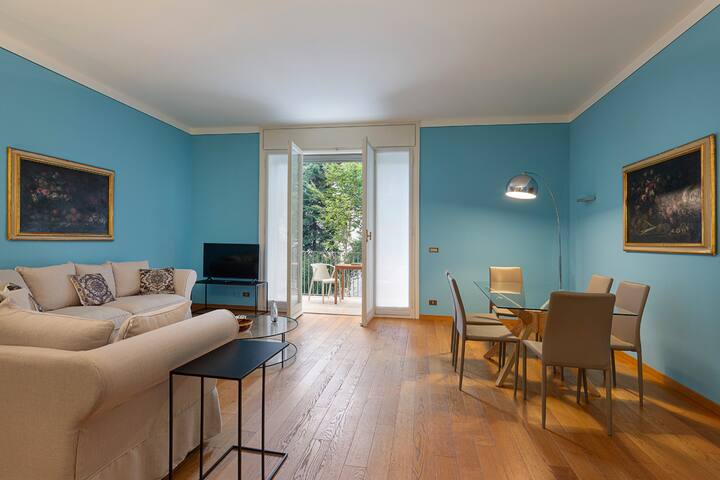 Amazing apartment, short walk from San Babila gallery image 3