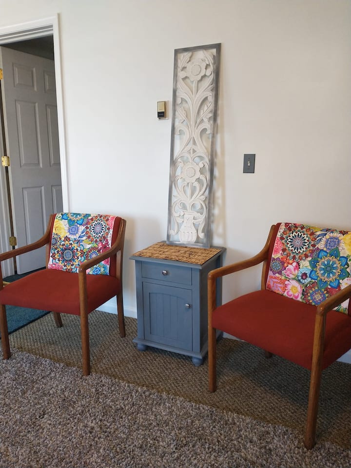 พื้นที่นั่งเล่นในพื้นที่รับประทานอาหาร