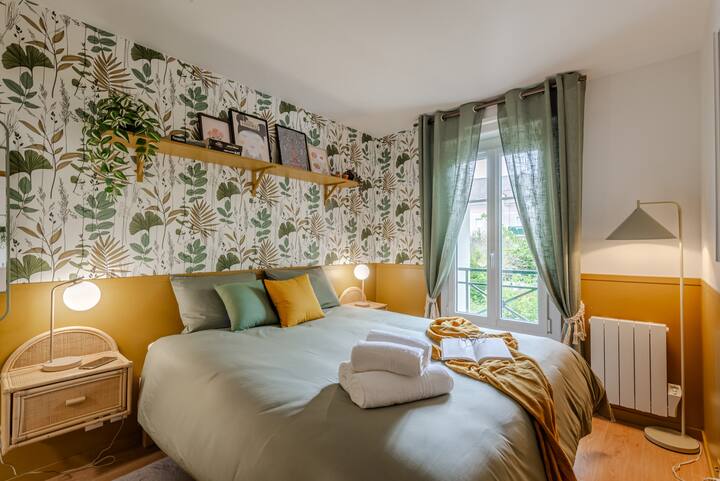 Disney 10 Min Lit Queen Size, Free Parking, Balcon - Disneyland París