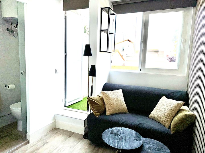 4. Pequeño Estudio Con Terraza En El Centro - Madrid