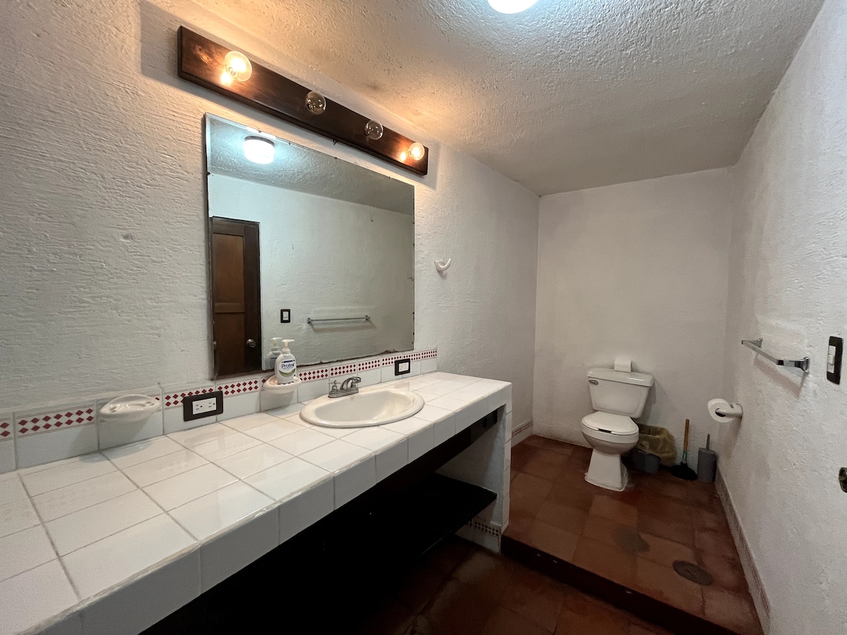 7BR Colonial House in Antigua Guatemala — 7 bedroom vacation rental in Antigua Guatemala