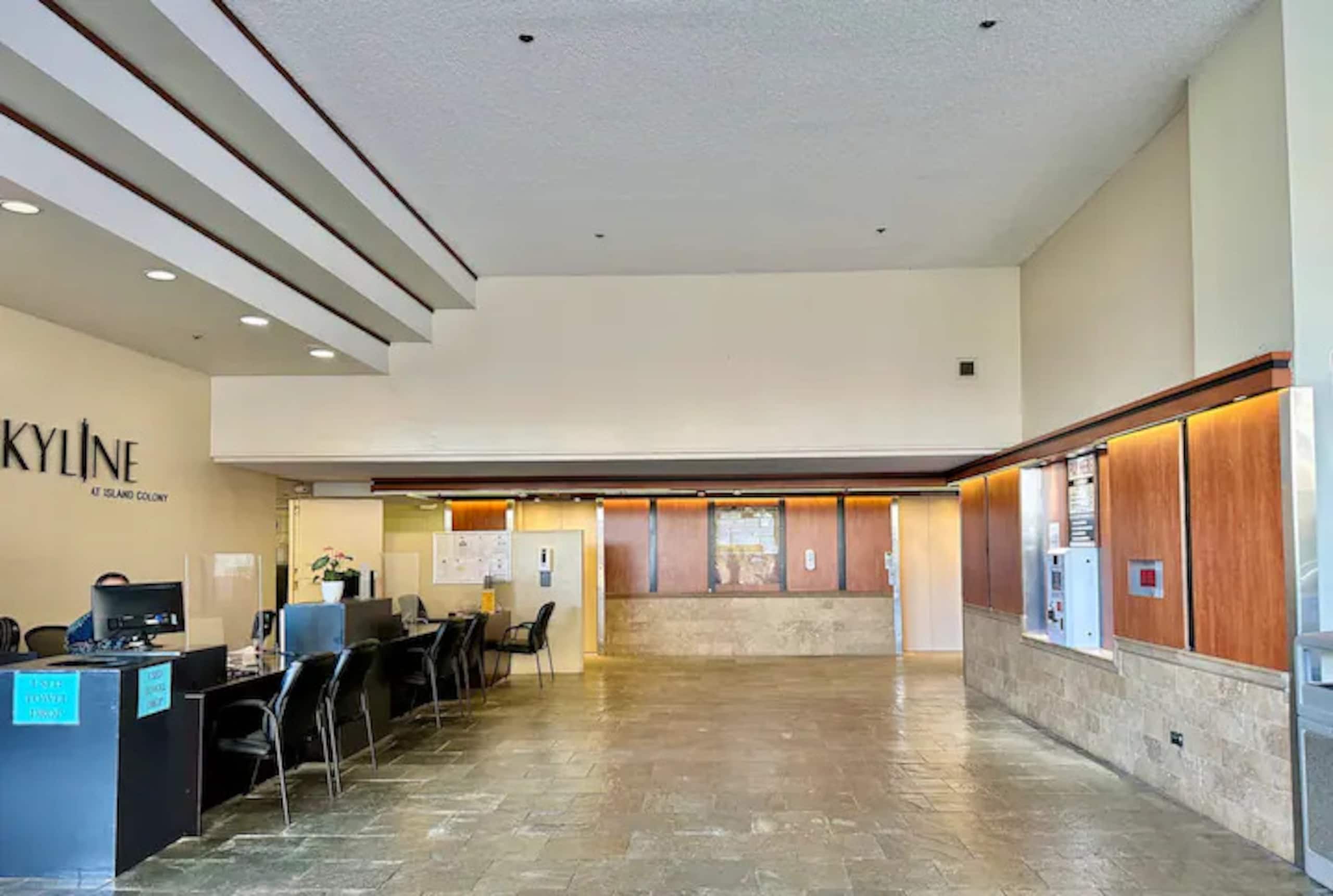 Condo in Honolulu · ★4.91 · Studio · 2 beds · 1 private bath - Image 30