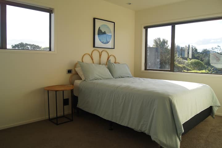 საძინებელი 4