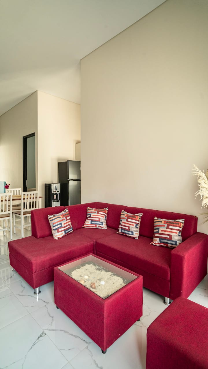 Floriva | Modern Cozy Home | 3br | Pakuwon Mall - Sukoharjo