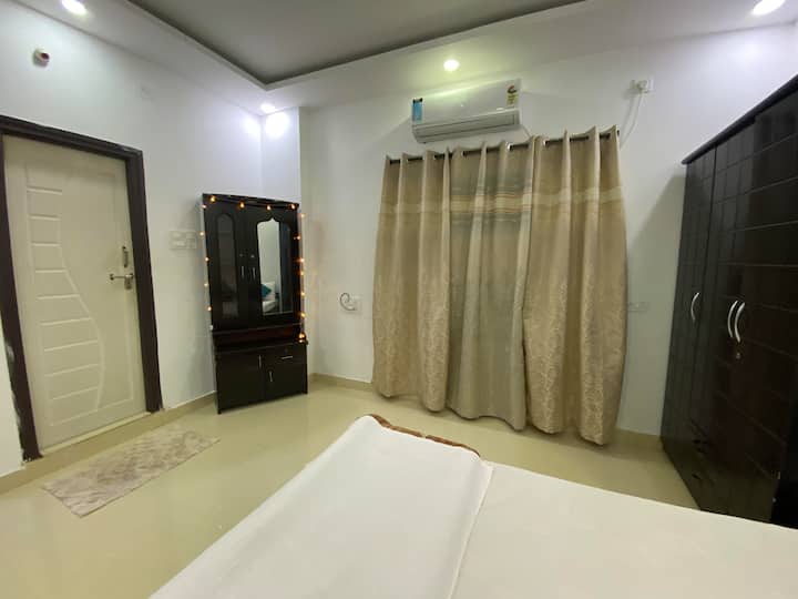 საძინებელი 1