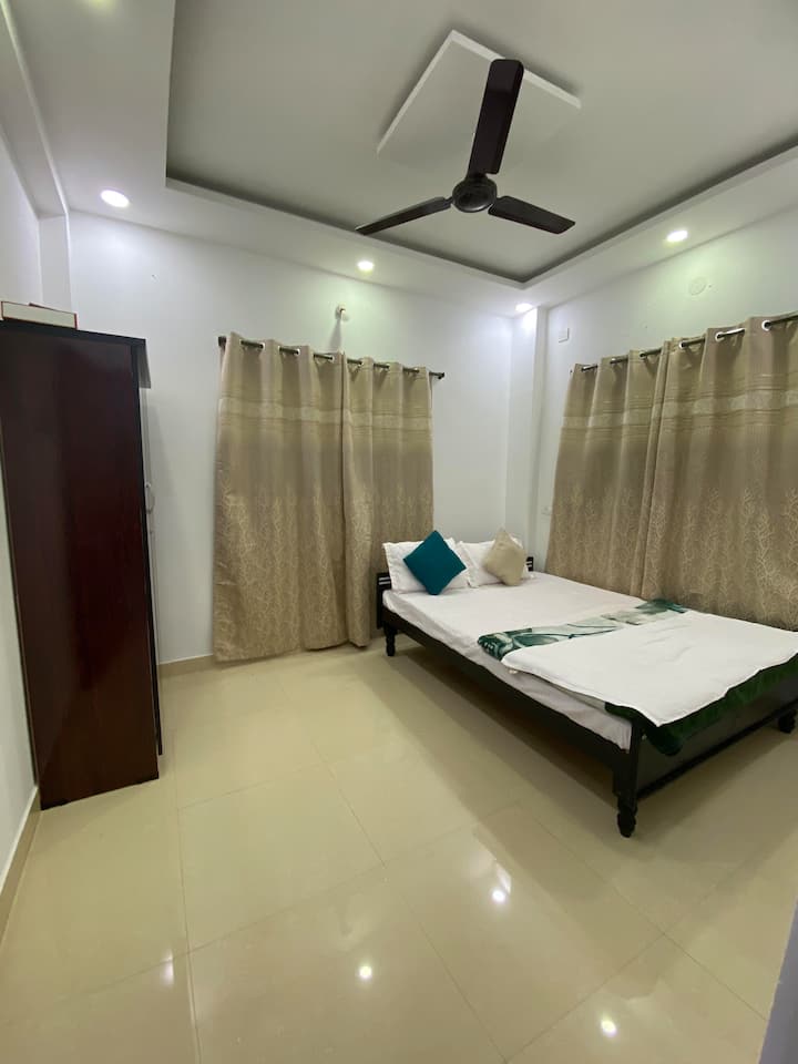 საძინებელი 2