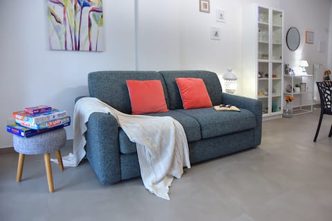 Top Airbnb: Dimora Sabaudia, Bike-Friendly Home with Garage a Brindisi