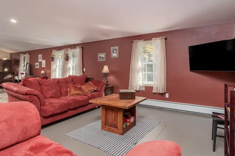 Top performing Airbnb: Dwelling Place in Worcester