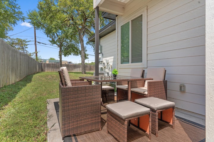 Backyard image 3