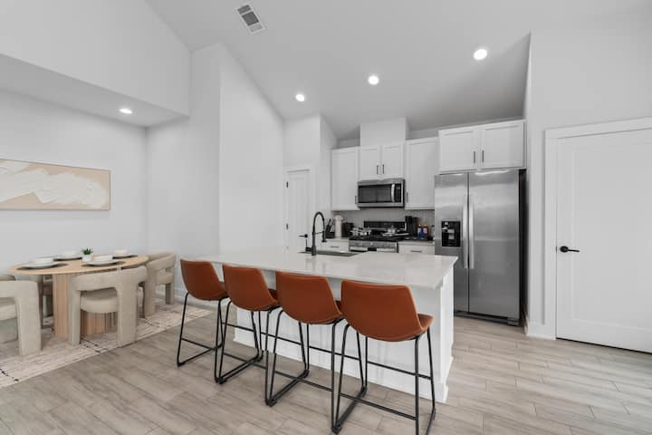 Full kitchen 2 image 1
