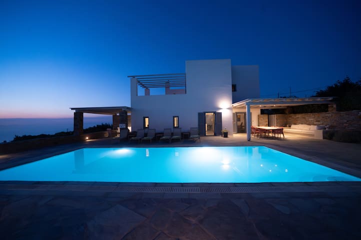 Villa Levanda in the island of kea