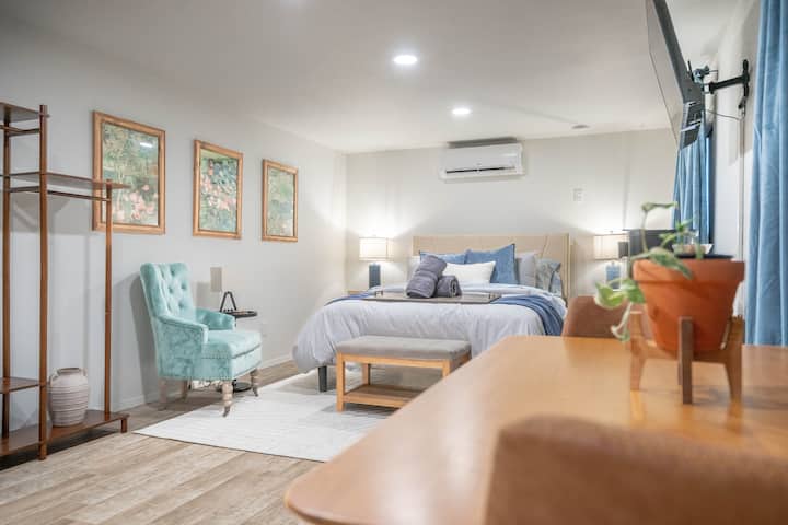 [Гарсониера]