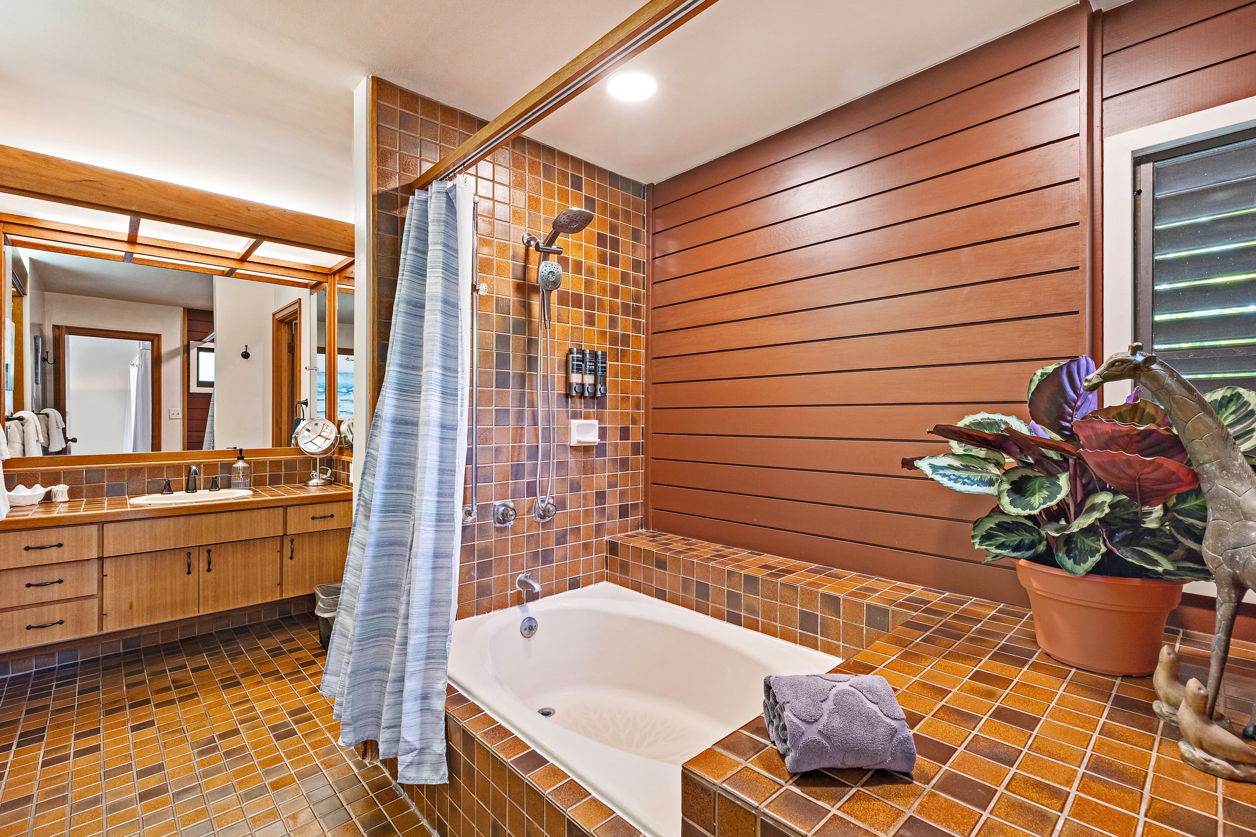 Panoramic Ocean Views-Kapalua Ridge Villas #321 - Image 24