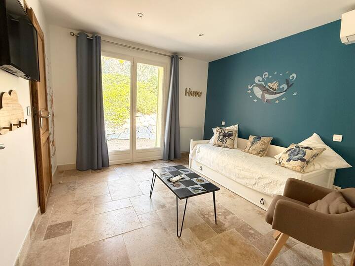 chambre enfants (1 lit simple ou 2 lits simple) ou fermé si besoin 2 chambres adultes