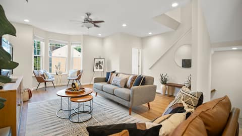 Families/traveling professionals, 30+ days welcome