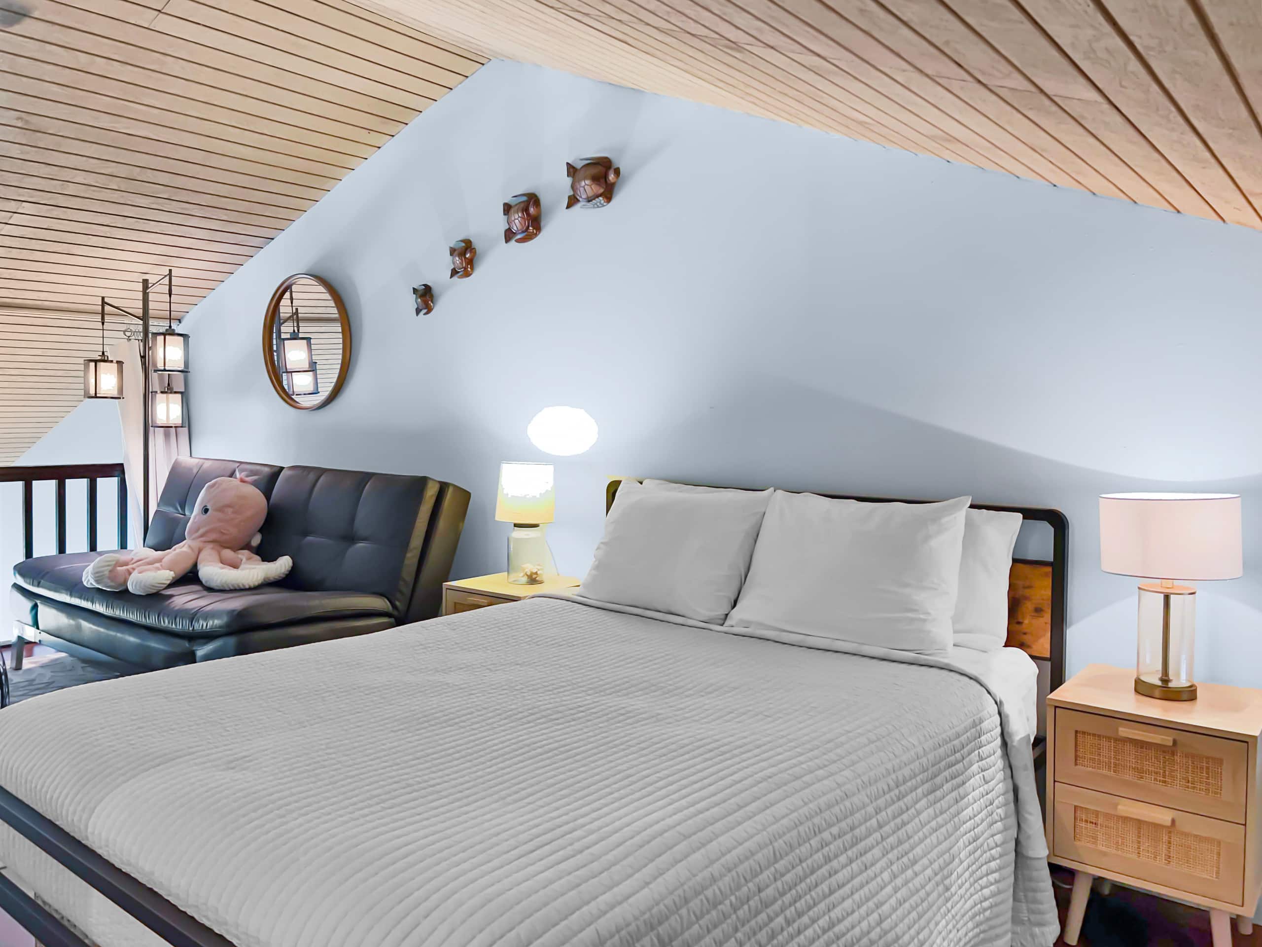 Comfy Get Away at Turtle Bay - Image 10