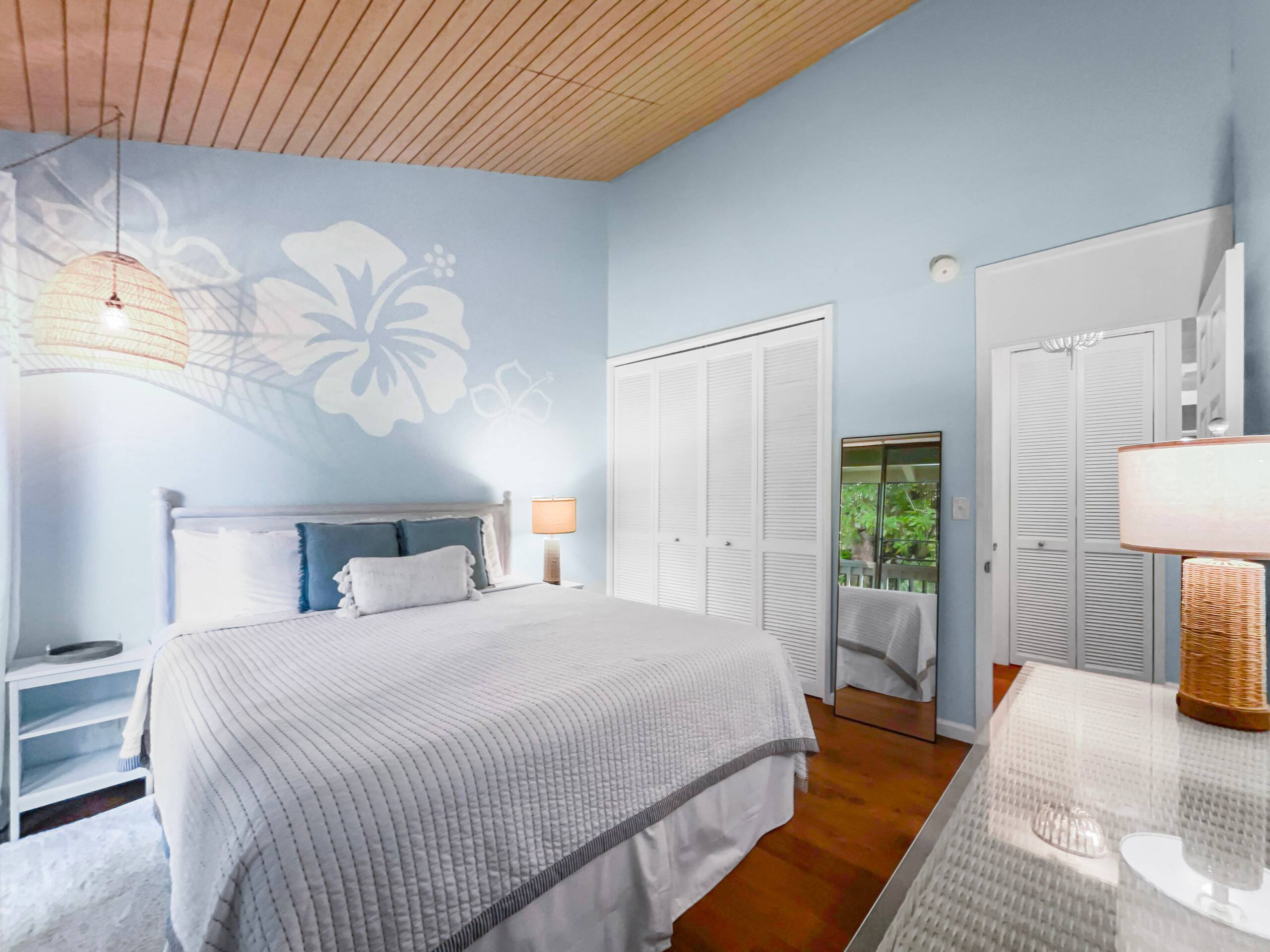 Comfy Get Away at Turtle Bay - Image 8