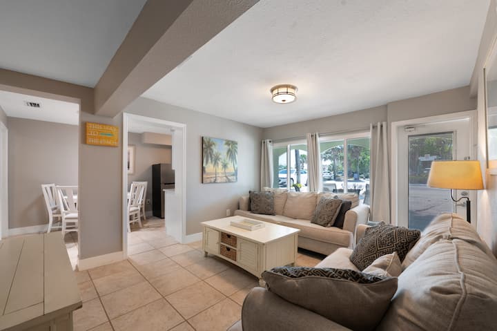 Bayside 2 Bedroom Suite - Venice, FL