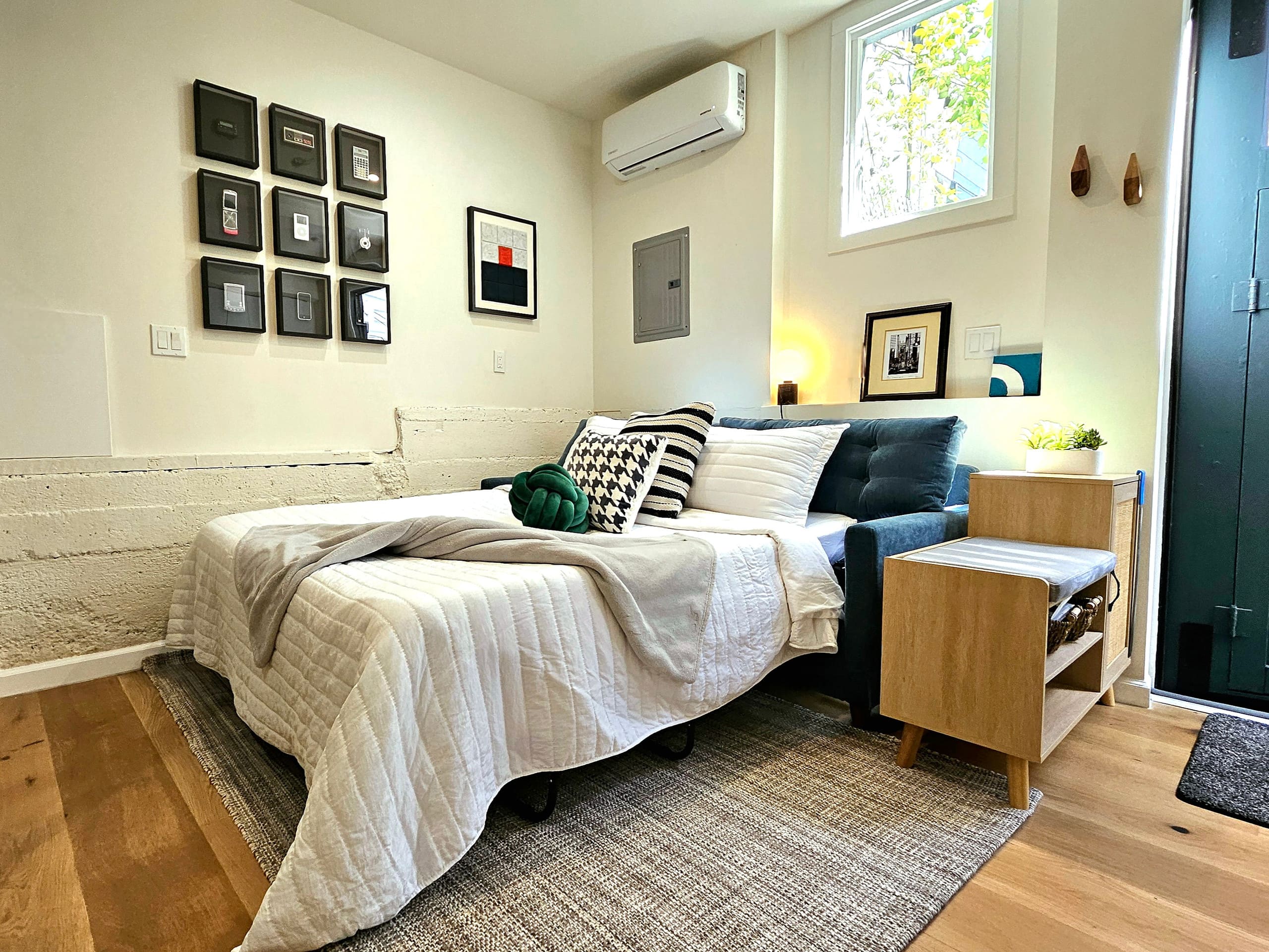 Guesthouse in San Francisco · ★4.98 · 2 bedrooms · 3 beds · 1 bath - Image 3
