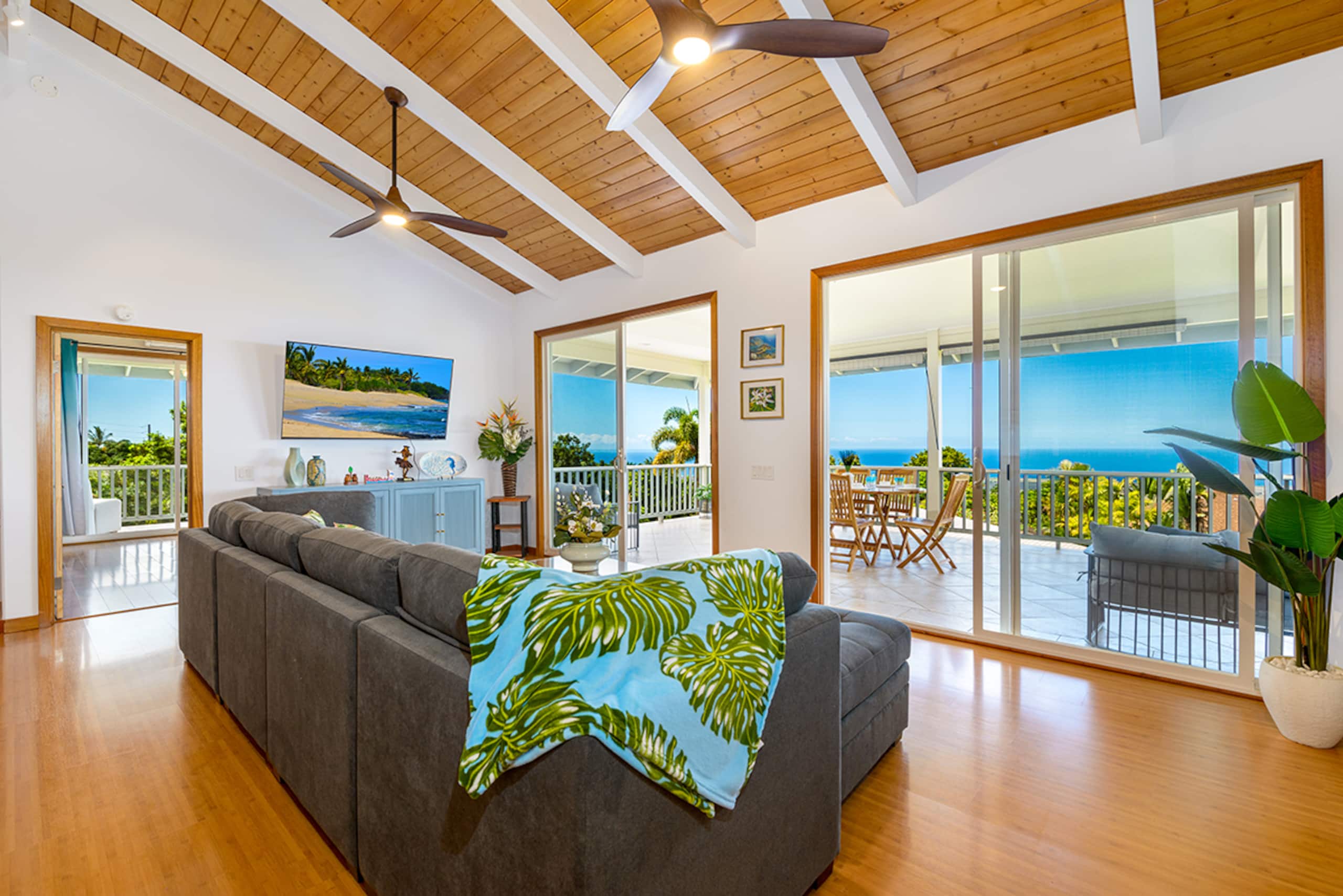 Home in Kailua-Kona · ★4.99 · 4 bedrooms · 8 beds · 3 private baths - Image 4