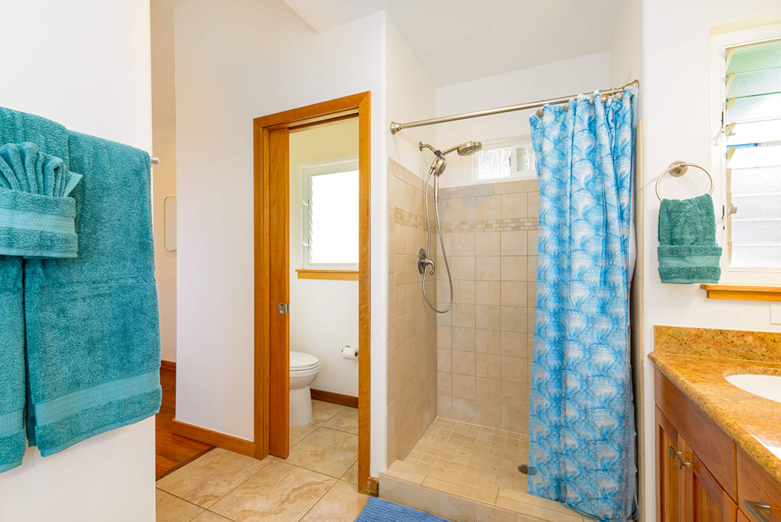 Home in Kailua-Kona · ★4.99 · 4 bedrooms · 8 beds · 3 private baths - Image 23