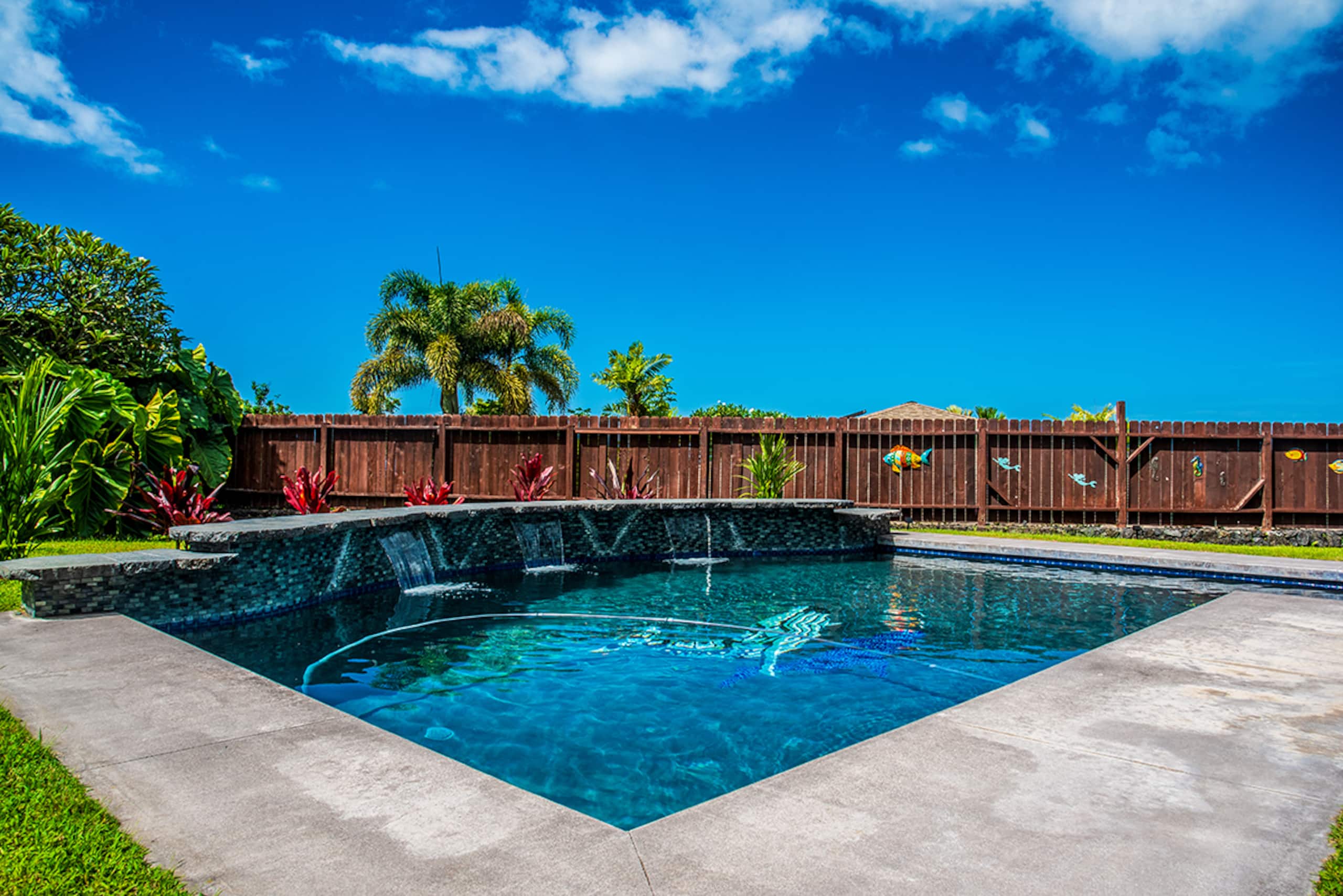 Home in Kailua-Kona · ★4.99 · 4 bedrooms · 8 beds · 3 private baths - Image 37