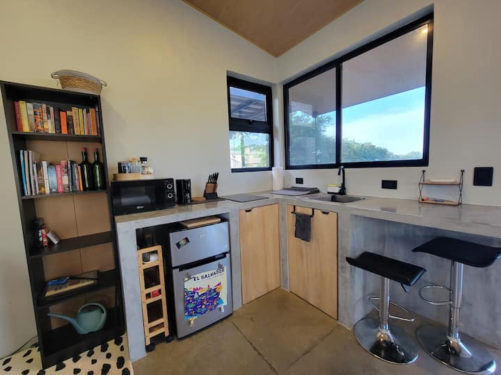 Surf&work Studio: Starlink, Ac, Kitchen, Hot Water - El Salvador