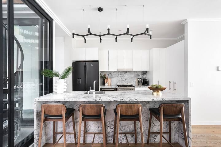 Urban Luxury in Surry Hills gallery image 5