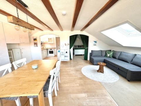 Successful Airbnb property: Gipfeloase, beautiful apartment with loft character in Mittenwald
