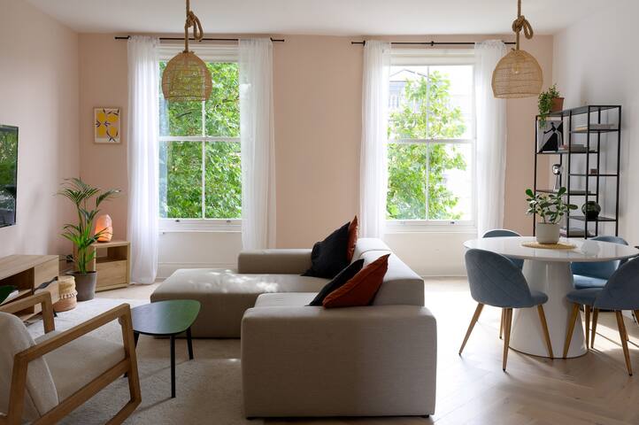 6 Guest, 4 bed Cosy Home – Family Friendly gallery image 5