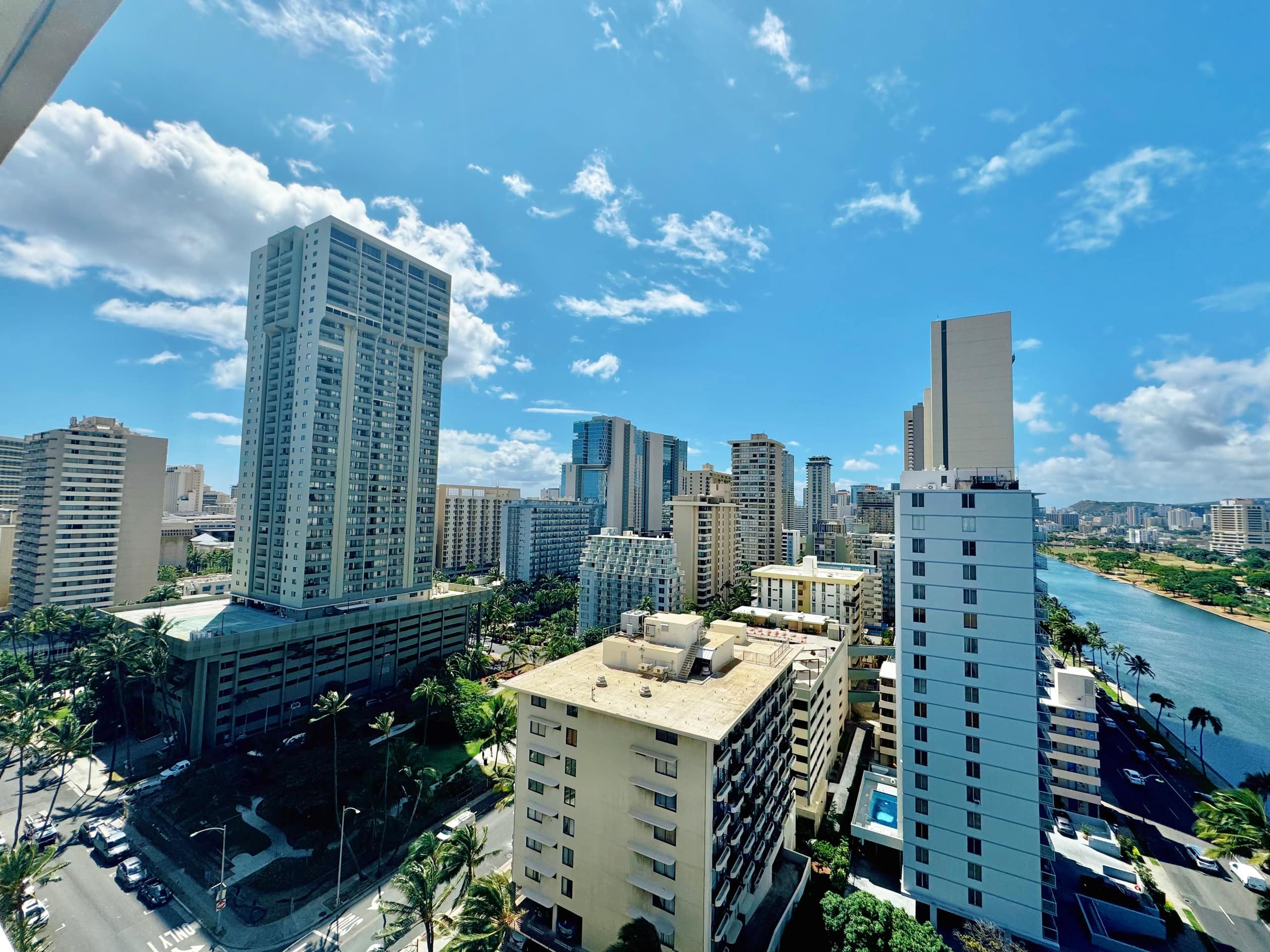 19F-Stunning Modern Studio/2 Queens-Waikiki Beach~ - Image 30